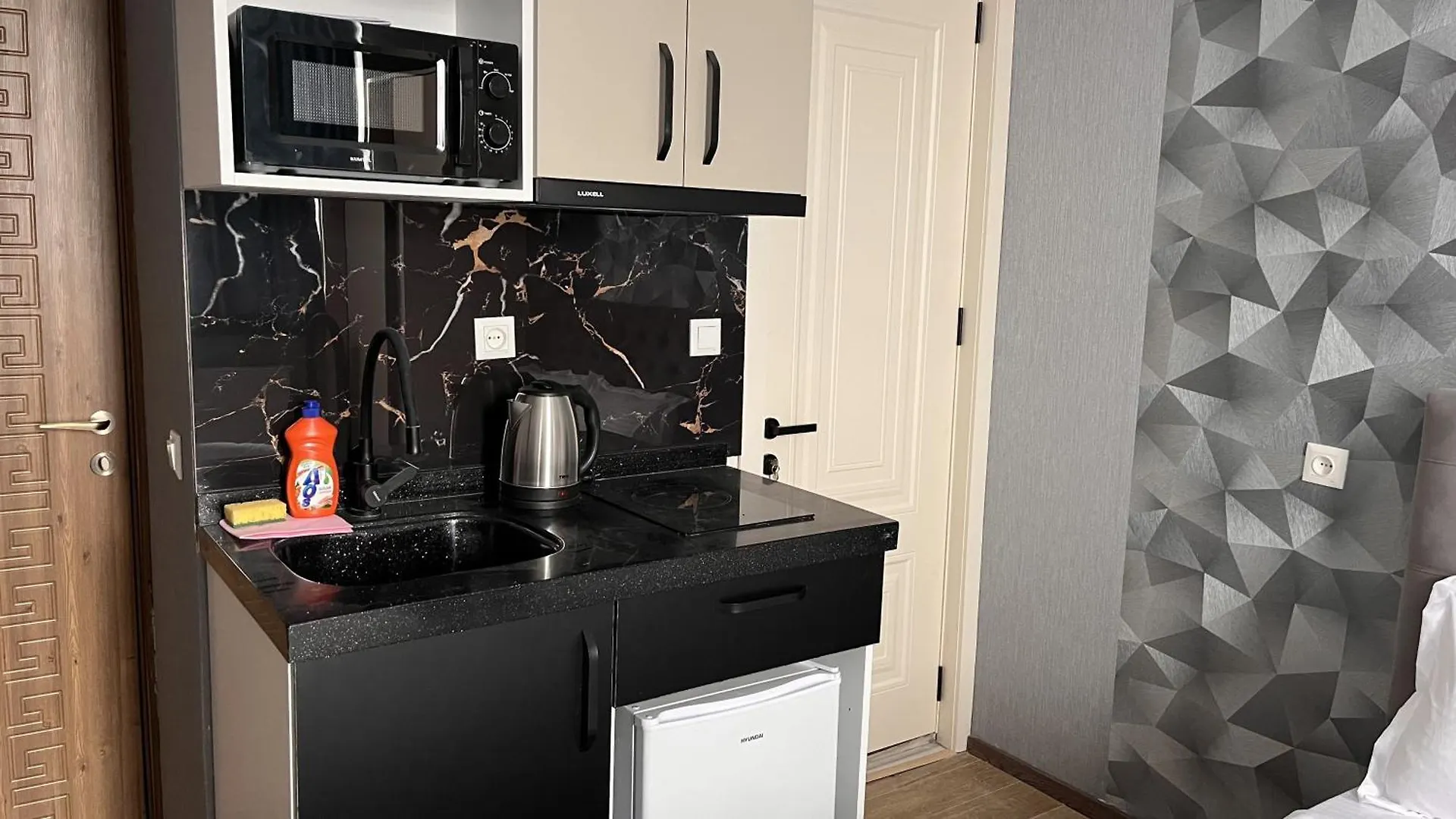 Isani Vip Apartments 12 1 ile iletişim